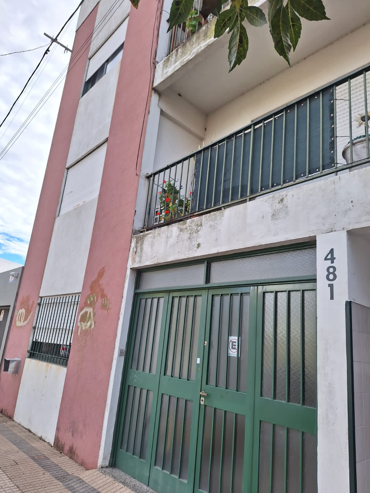 5be943d7-123c-44e6-902b-5da884586e03