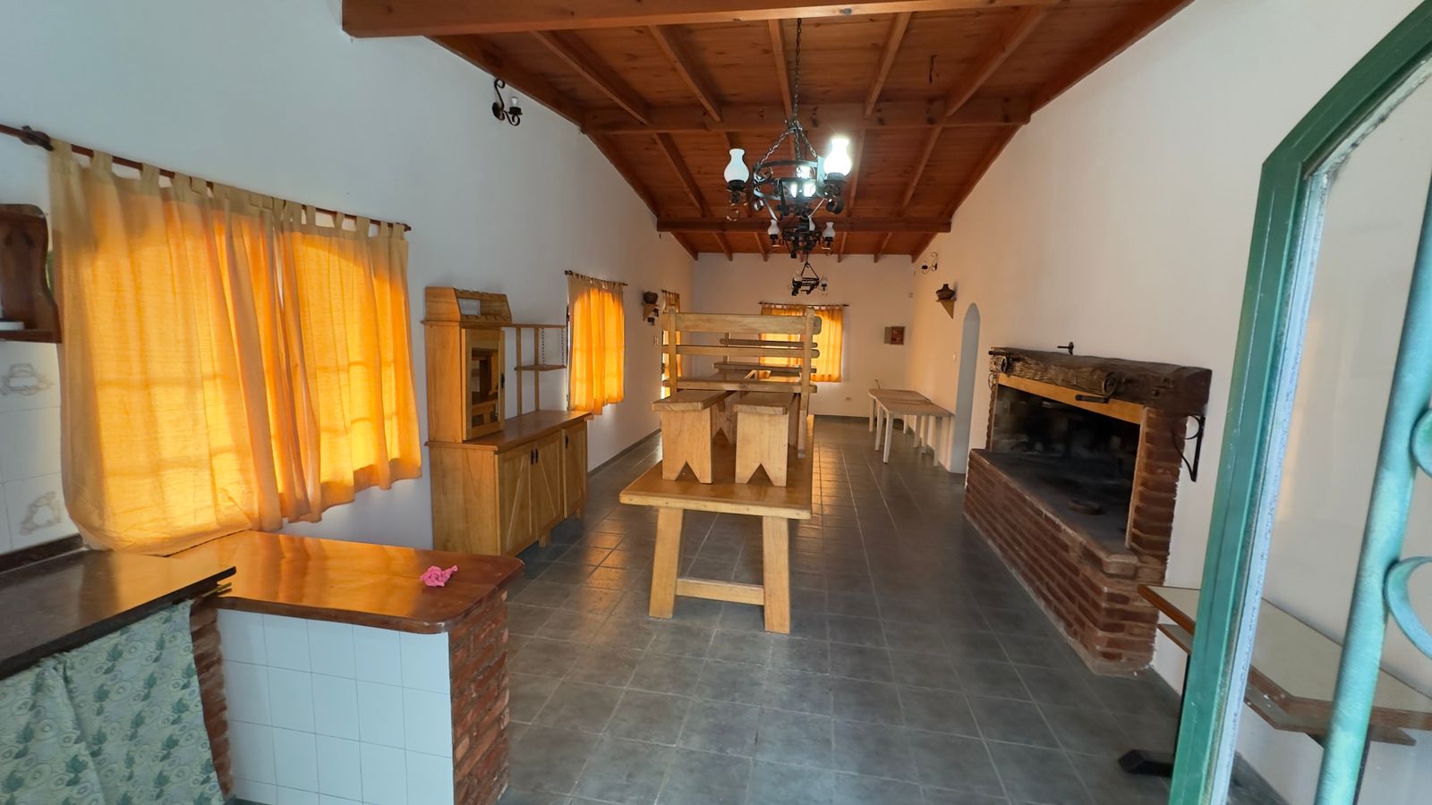 ALQUILER CASA CON PILETA